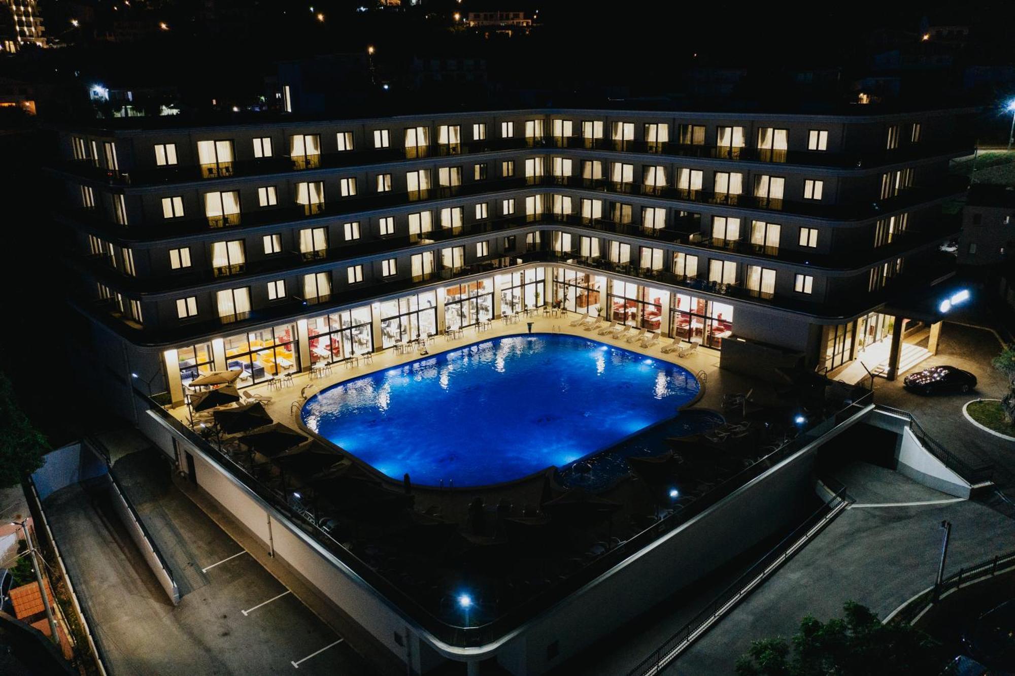 Bh Hotel Dobro Voda Dobra Voda Exterior foto